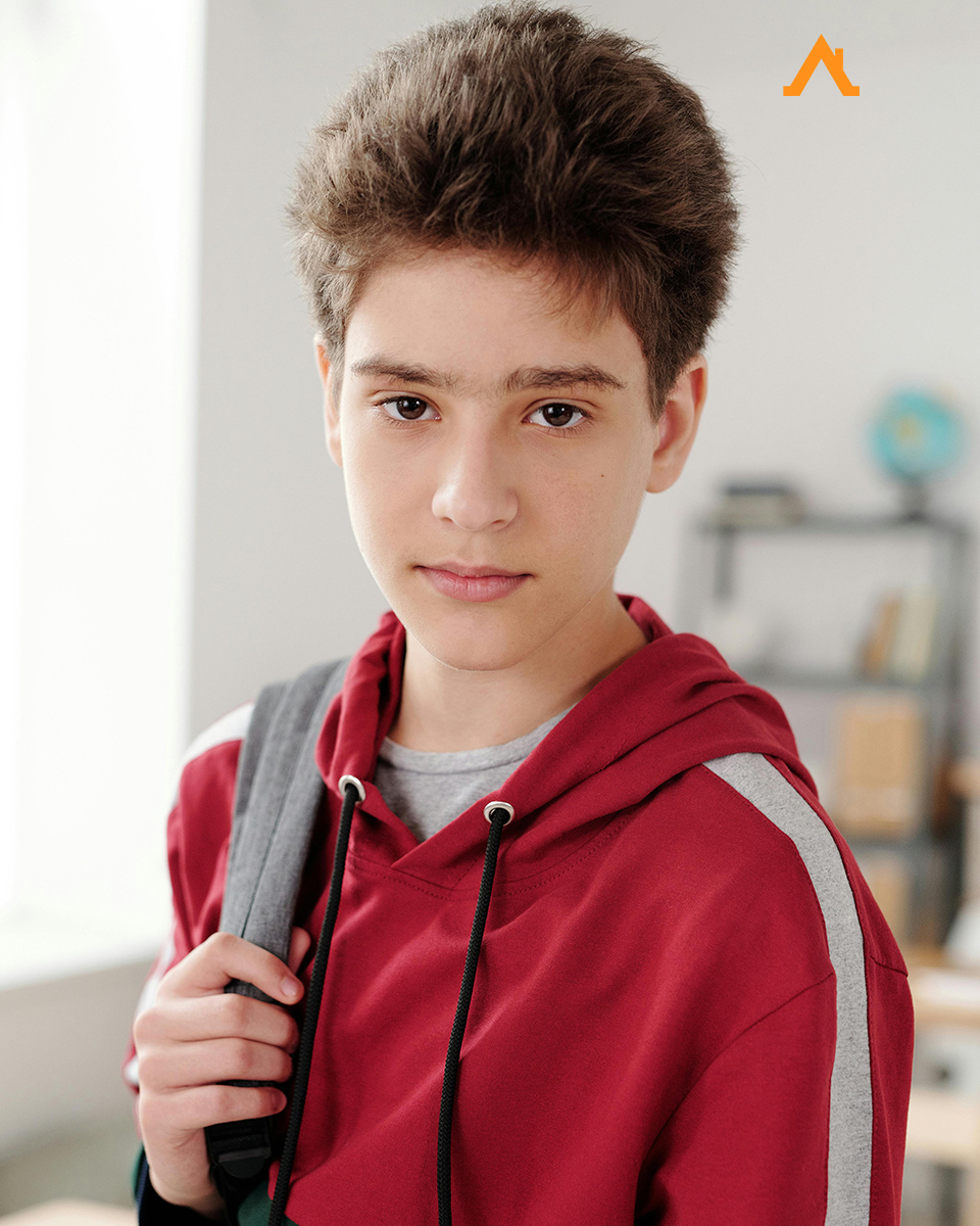 Как оформить к себе на работу школьника на каникулах