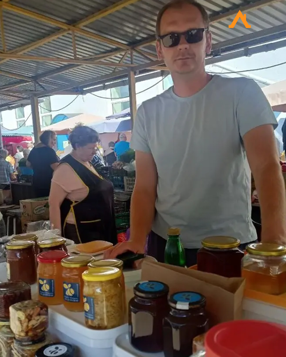 Мало сделать, нужно уметь продать. История пчеловода из Кировска