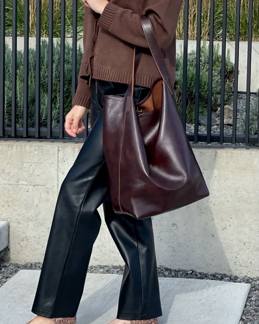 От кожи до гобелена: белорусские бренды, которые создают авторские сумочки