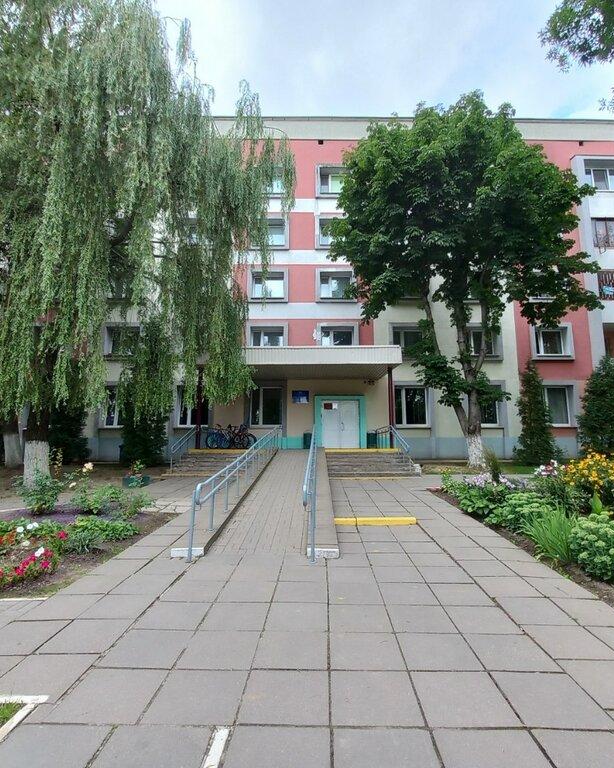 От хирургов до хормейстеров. Три района Беларуси составили необычные списки профессий